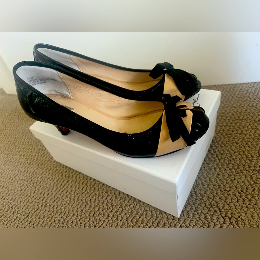 Kitten Heel Peep Toe Halogen Pump